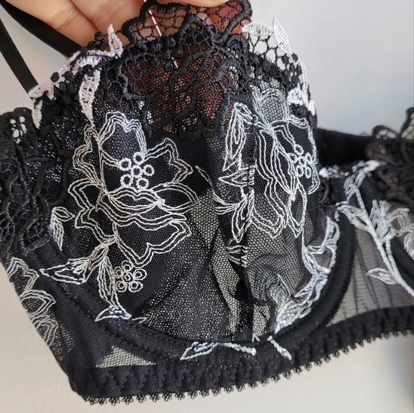 NWT European floral embroidered lace mesh underwire bralette black white 32B - Picture 4 of 8